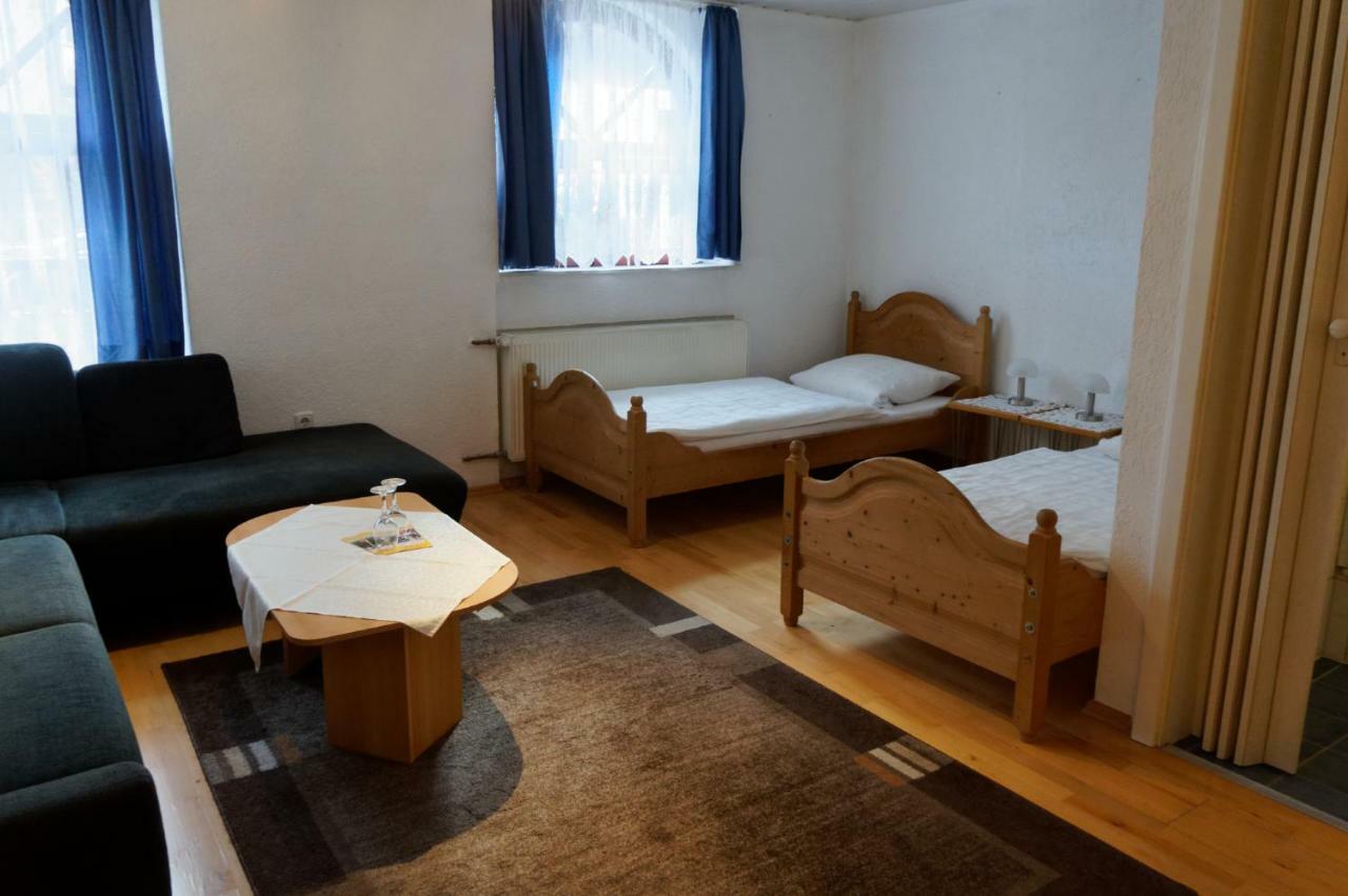 Pension Burger B&B Weibersbrunn Exterior foto